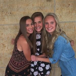 Meet your Posher, Briana